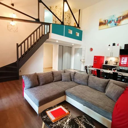 Superbe Appartement Type Loft En Duplex Rue Buat شالو أو شُمْبانيِ المظهر الخارجي الصورة