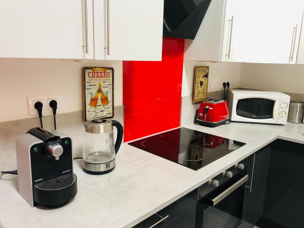 Superbe Appartement Type Loft En Duplex Rue Buat شالو أو شُمْبانيِ المظهر الخارجي الصورة