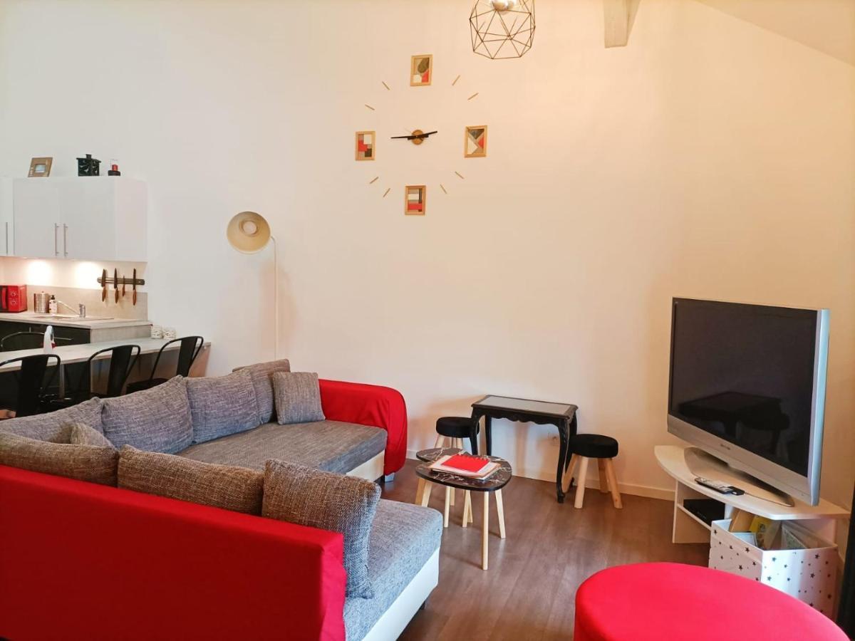 Superbe Appartement Type Loft En Duplex Rue Buat شالو أو شُمْبانيِ المظهر الخارجي الصورة